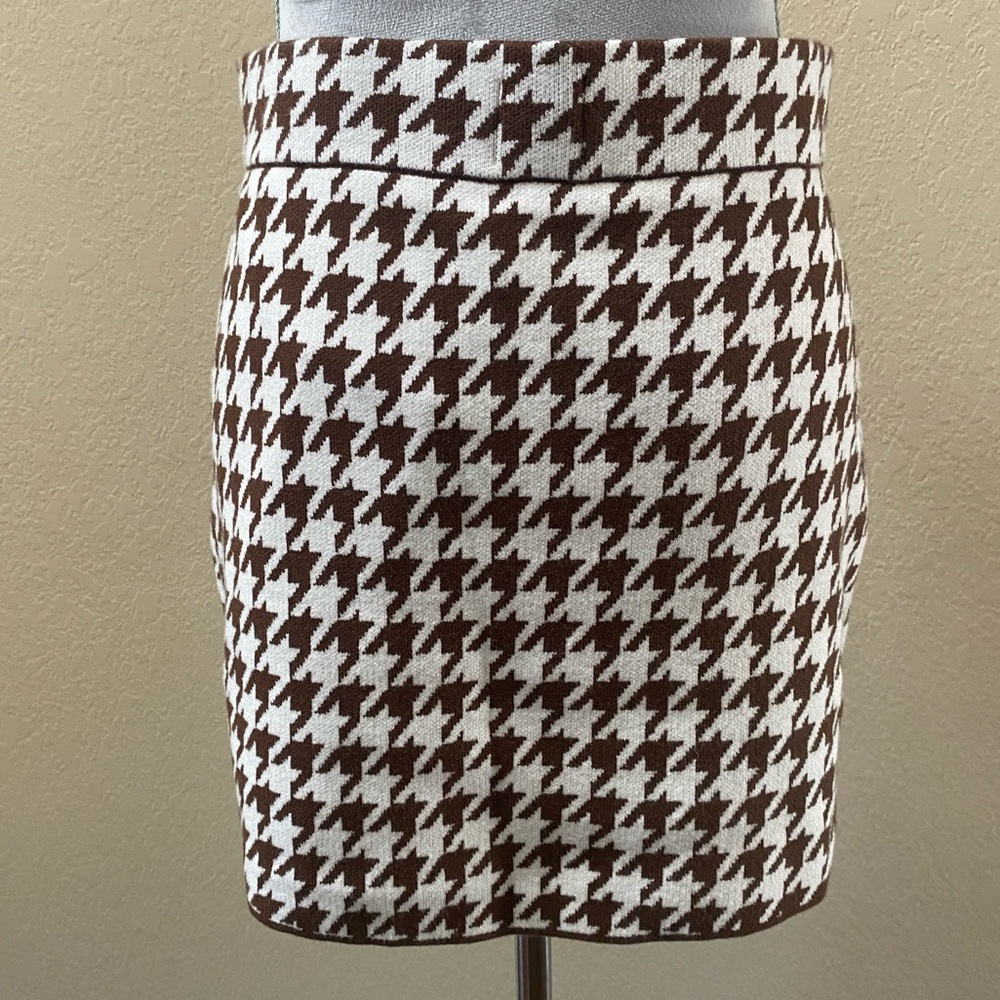 NWT Show Me Your MuMu Brown and Cream Houndstooth Knit Skirt